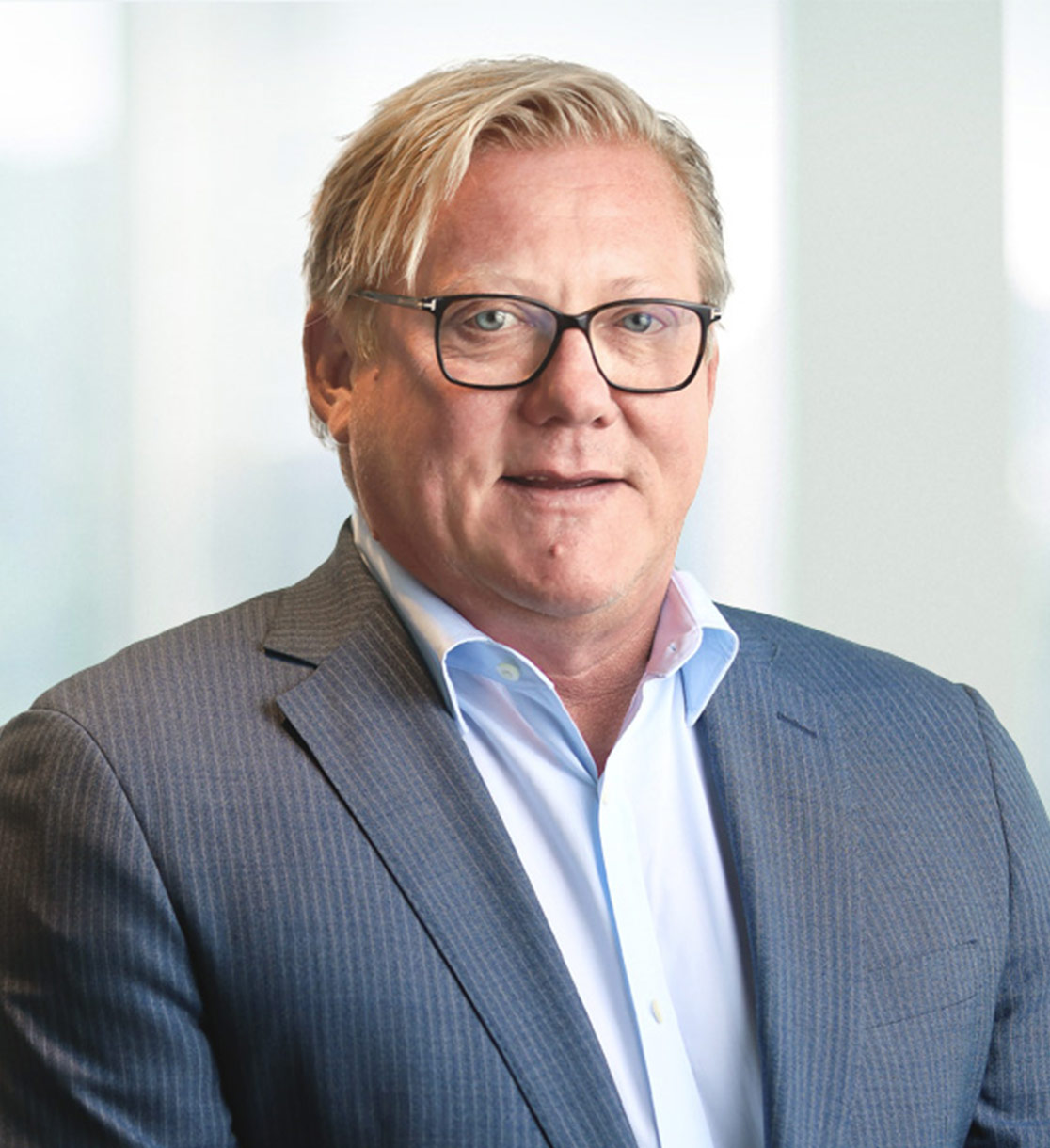 Das Bild zeigt einen Mann, den CEO von Viatris